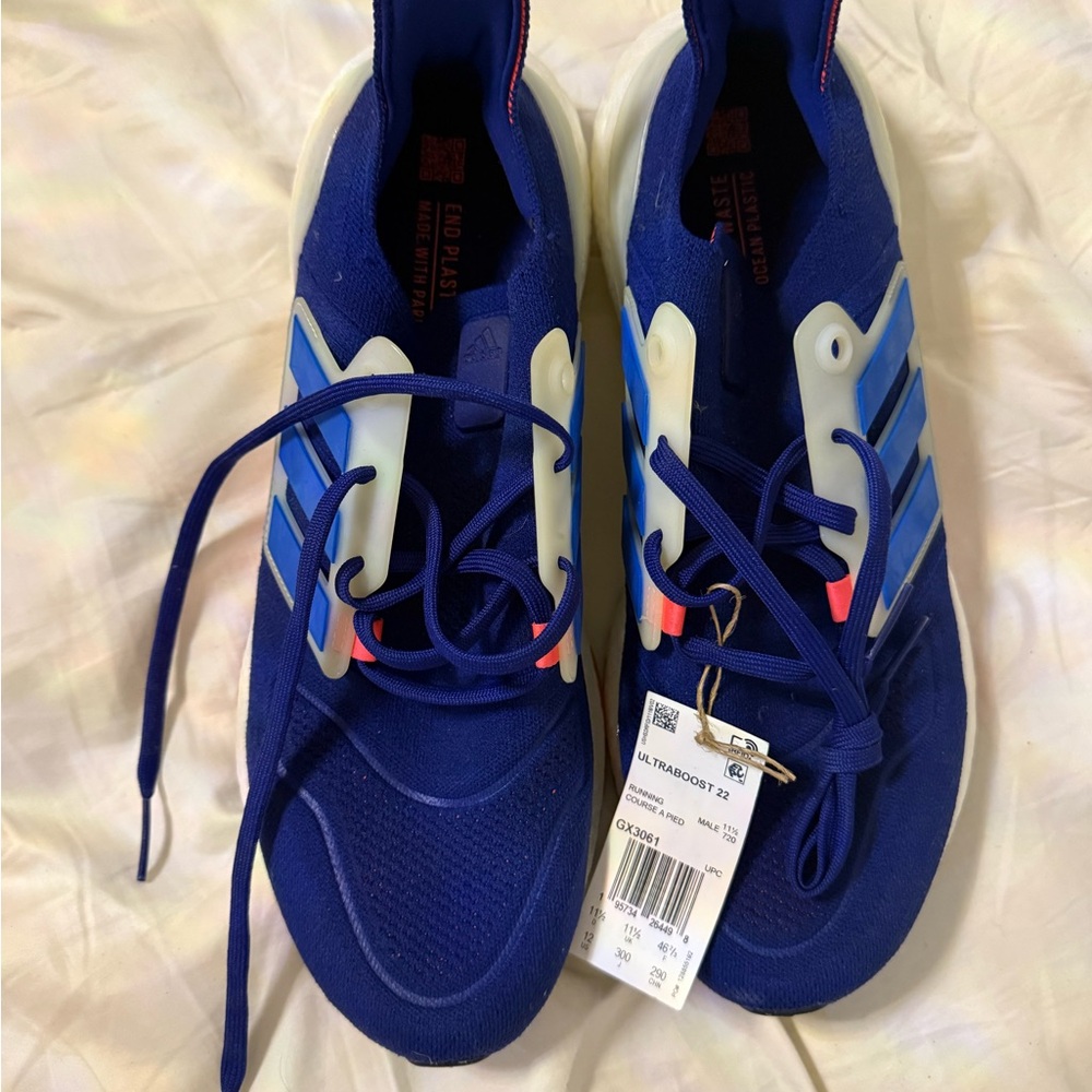Adidas ULTRABOOST 22 Blue Sneakers - NWT size 12